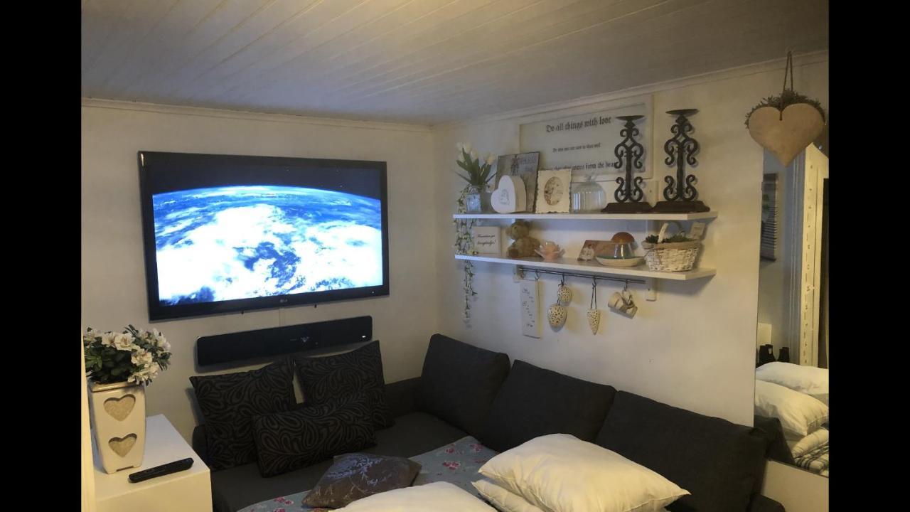 Villa Lillgarden With Sauna And Jacuzzi Norrköping Εξωτερικό φωτογραφία